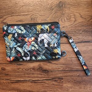 Lug Peekaboo Wristlet Wildlife Black